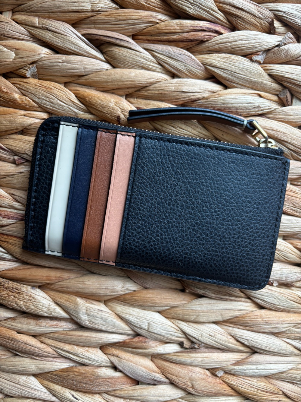 Tory Burch Robinson Pebbled Zip-Top Card Case, Black, Tan, White Colorblock - Picture 3 of 7